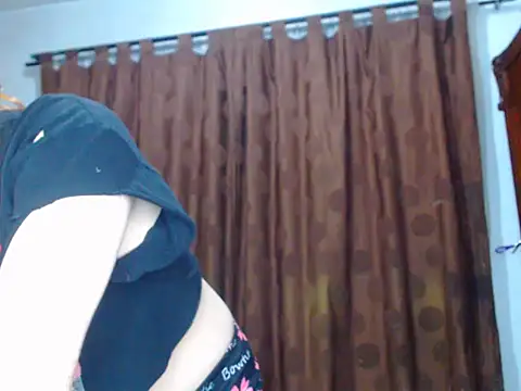Redhead incandy online show from June 2026 12:13:01 AM