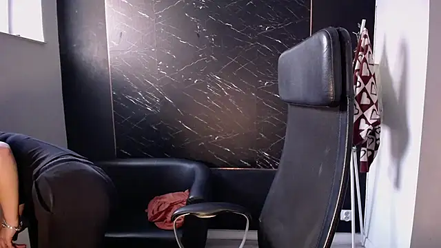 viktoria lovely online show from November 2025 01:12:02 PM