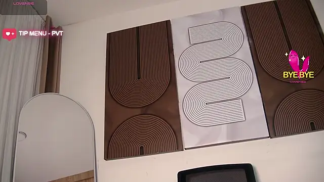 aidaadams online show from February 2026 11:42:02 AM