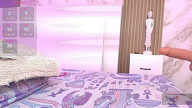 NicholScully online show from September 2025 08:54:01 PM