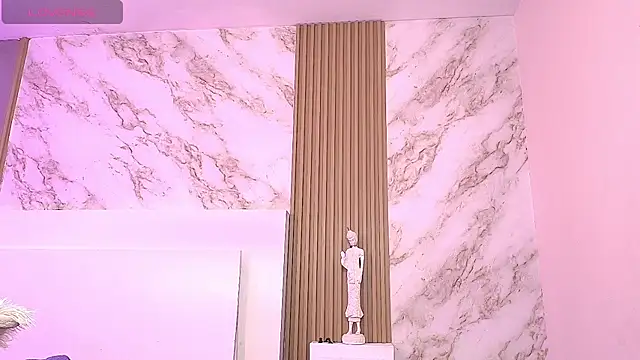 NicholScully online show from October 2025 09:46:01 PM