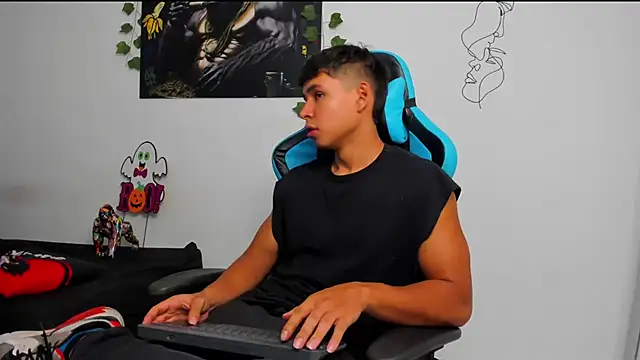 Snapshot of Bray_Kevin chatting on February 2025 12:19:01 AM Bray Kevin online show from February 2025 12:19:01 AM