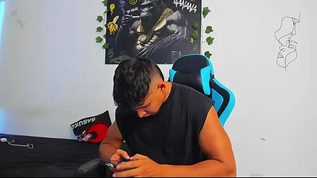 Snapshot of Bray_Kevin chatting on March 2025 10:15:01 PM Bray Kevin online show from March 2025 10:15:01 PM