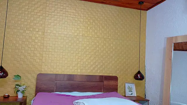 Mrs booty online show from March 2025 02:01:02 PM