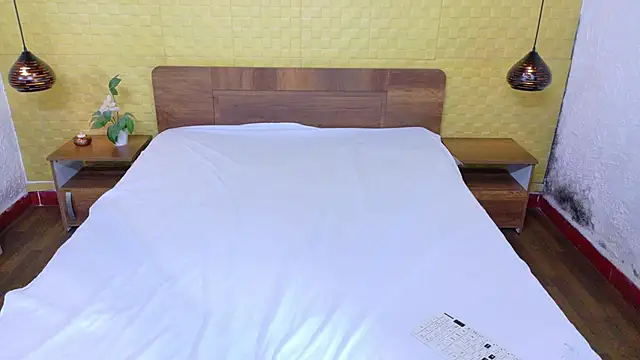 Mrs booty online show from November 2025 01:55:01 PM