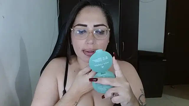 natashasmithe online show from November 2025 12:44:01 AM