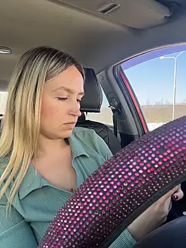 StasyWood online show from April 2026 06:19:01 AM