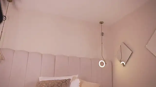 Abby-me online show from March 2026 12:11:01 PM