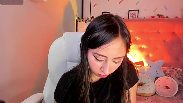  cloe martinez online show from February 2025 02:16:01 AM