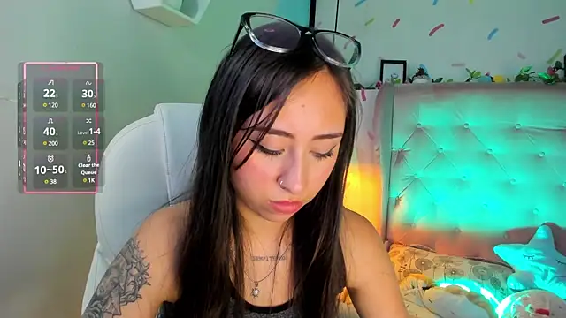  cloe martinez online show from February 2025 10:20:02 PM