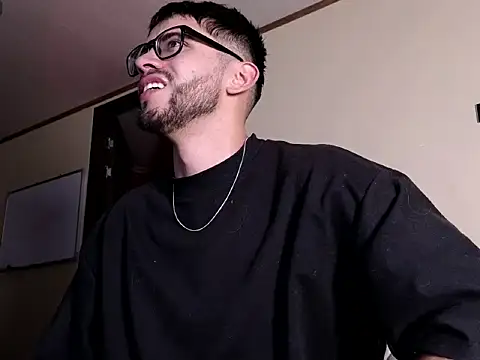 Phantom Bigger1 online show from April 2026 04:26:01 AM