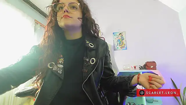 Snapshot of Scarletleon77 chatting on January 2025 02:30:02 PM Scarletleon77 online show from January 2025 02:30:02 PM