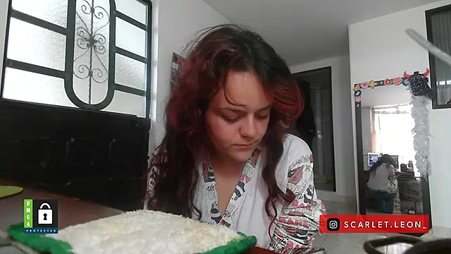 Snapshot of Scarletleon77 chatting on October 2025 12:40:02 PM Scarletleon77 online show from October 2025 12:40:02 PM