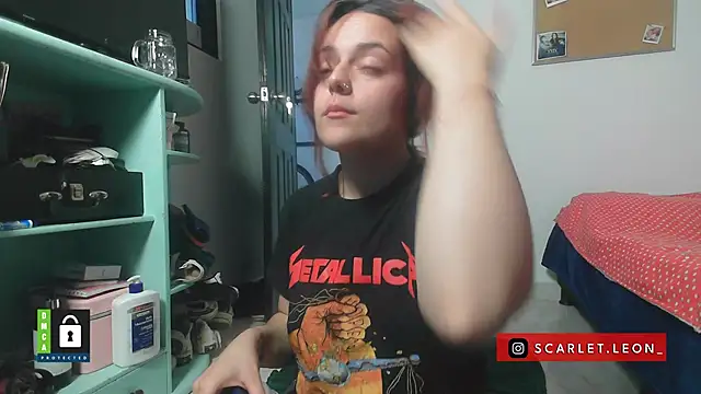 Snapshot of Scarletleon77 chatting on November 2025 02:06:01 PM Scarletleon77 online show from November 2025 02:06:01 PM