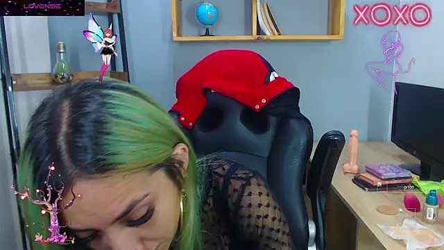 Erika Stevens online show from October 2025 12:03:01 AM