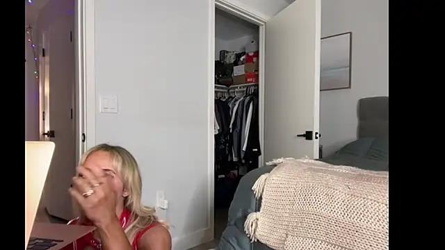 ElenaErickson online show from July 2026 02:05:17 AM