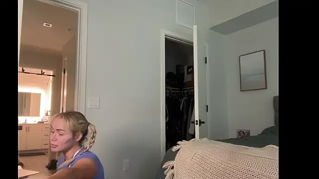 ElenaErickson online show from July 2026 01:36:01 AM