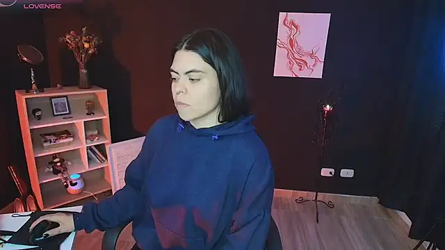  WednesdayFriday  online show from December 2024 10:19:01 PM