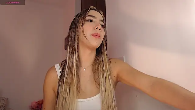 Snapshot of Marian_se chatting on October 2025 09:09:02 PM Marian se online show from October 2025 09:09:02 PM