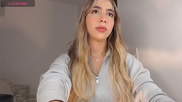 Snapshot of Marian_se chatting on October 2025 03:32:02 AM Marian se online show from October 2025 03:32:02 AM