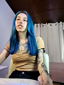 Snapshot of dakota_senju chatting on December 2024 10:43:02 PM dakota senju online show from December 2024 10:43:02 PM