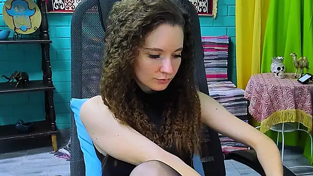 Snapshot of Miss_Barbara_ chatting on February 2025 10:27:02 AM Miss Barbara online show from February 2025 10:27:02 AM