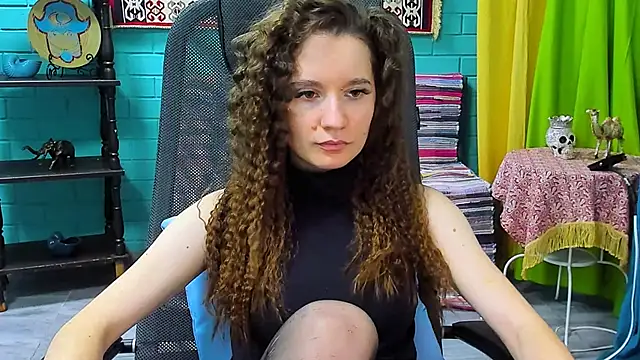 Snapshot of Miss_Barbara_ chatting on February 2025 12:28:01 PM Miss Barbara online show from February 2025 12:28:01 PM