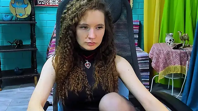 Snapshot of Miss_Barbara_ chatting on March 2025 12:01:02 PM Miss Barbara online show from March 2025 12:01:02 PM