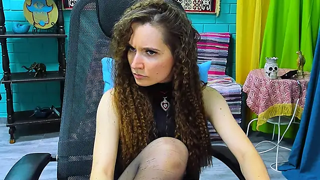 Snapshot of Miss_Barbara_ chatting on March 2025 06:09:01 PM Miss Barbara online show from March 2025 06:09:01 PM