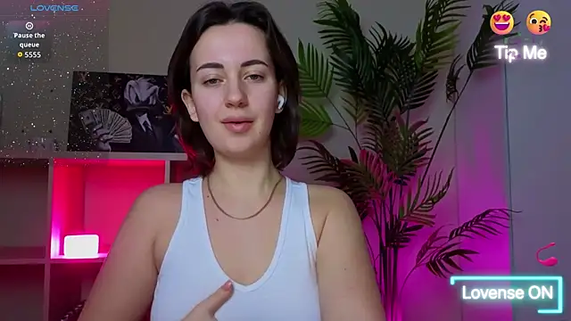 SweetieKendl online show from April 2026 06:55:02 AM