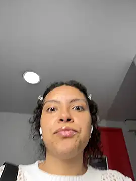 Snapshot of Nathcurly_ chatting on December 2024 03:05:02 AM Nathcurly online show from December 2024 03:05:02 AM