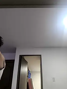 debboraWagner online show from October 2025 01:09:01 PM