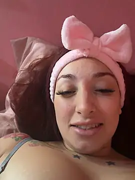 Anniespears online show from July 2026 09:35:01 AM