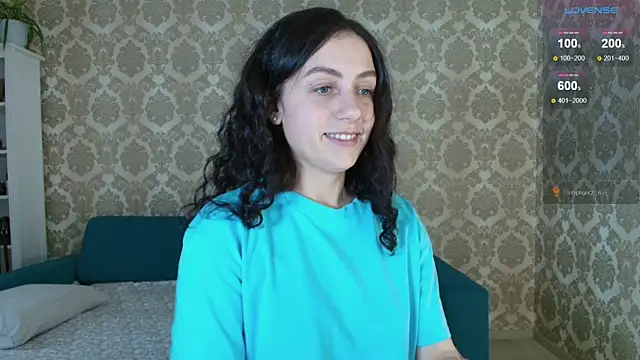 Louise Lavender online show from October 2025 10:13:01 AM