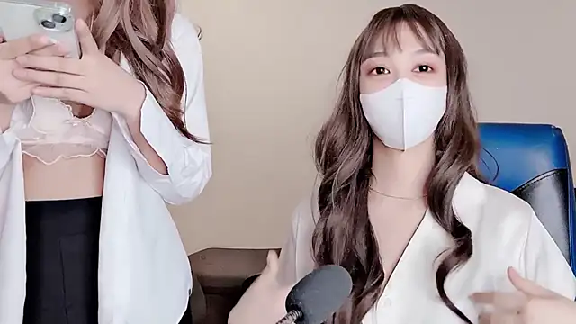 Mono-Stewardesss online show from December 2024 04:32:01 PM