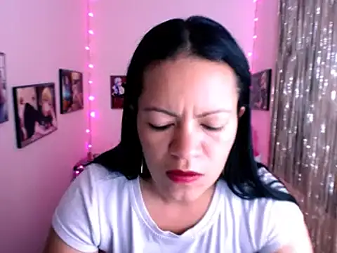 Cristal w online show from January 2025 06:59:01 PM