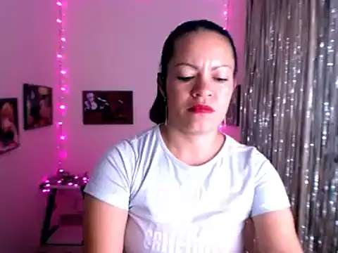 Cristal w online show from January 2025 06:36:02 PM