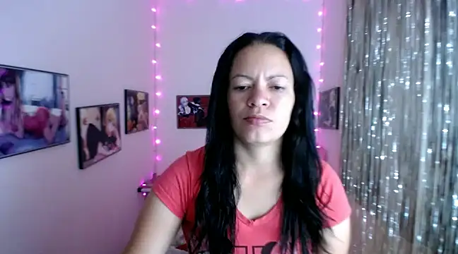 Cristal w online show from February 2025 12:25:02 PM