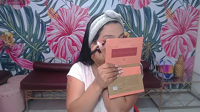 Small naughty  online show from April 2026 01:12:01 PM