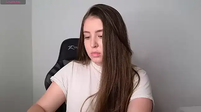 Snapshot of Daivis_17 chatting on December 2024 12:23:01 AM Daivis 17 online show from December 2024 12:23:01 AM