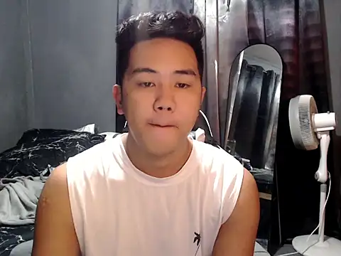 xgregor07 online show from May 2026 09:26:02 AM