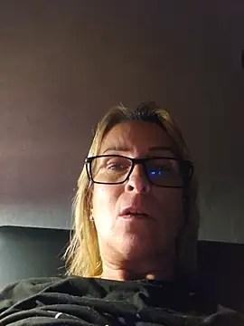 Steffi45 online show from July 2026 08:01:02 PM
