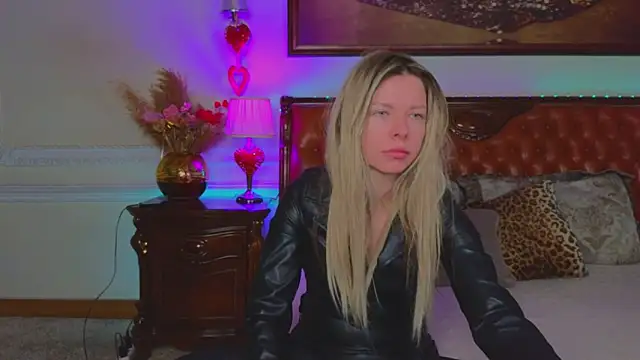 Real Tini online show from February 2026 06:07:01 AM