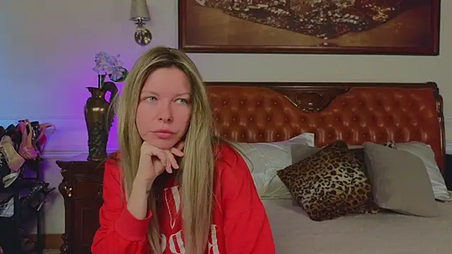 Real Tini online show from March 2026 07:10:01 AM