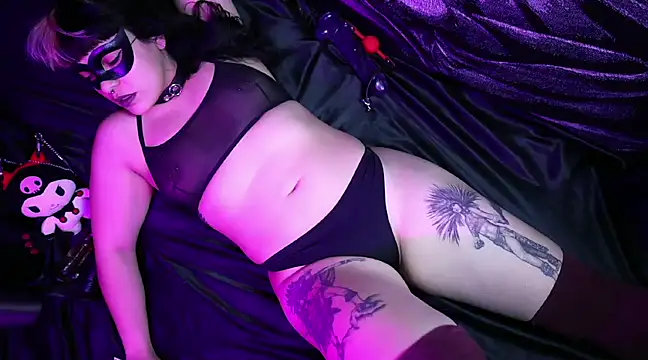 EvaCrux online show from March 2025 06:35:01 AM