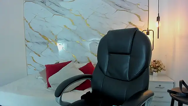 pretty ariiel online show from February 2026 06:28:02 AM