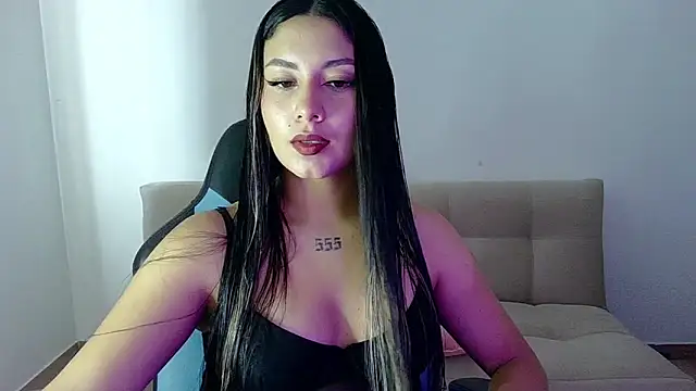 Lia 14  online show from February 2026 08:53:01 PM