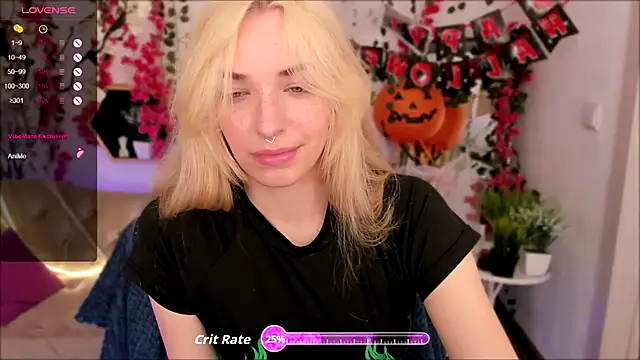 Snapshot of Eli_Llie chatting on October 2025 08:43:02 PM Eli Llie online show from October 2025 08:43:02 PM