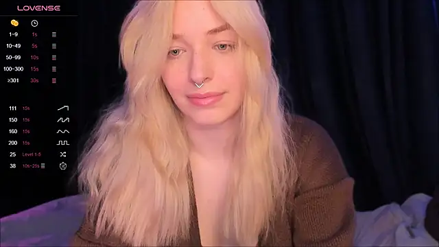 Snapshot of Eli_Llie chatting on December 2025 05:18:02 PM Eli Llie online show from December 2025 05:18:02 PM