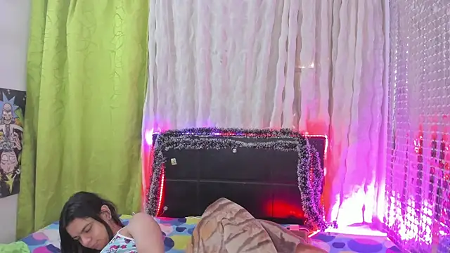 Snapshot of Megan_Miles02 chatting on December 2024 12:46:02 AM Megan Miles02 online show from December 2024 12:46:02 AM